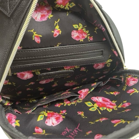 Like🆕 Betsey Johnson | Mini Convertible Backpack Purse - Picture 9 of 16